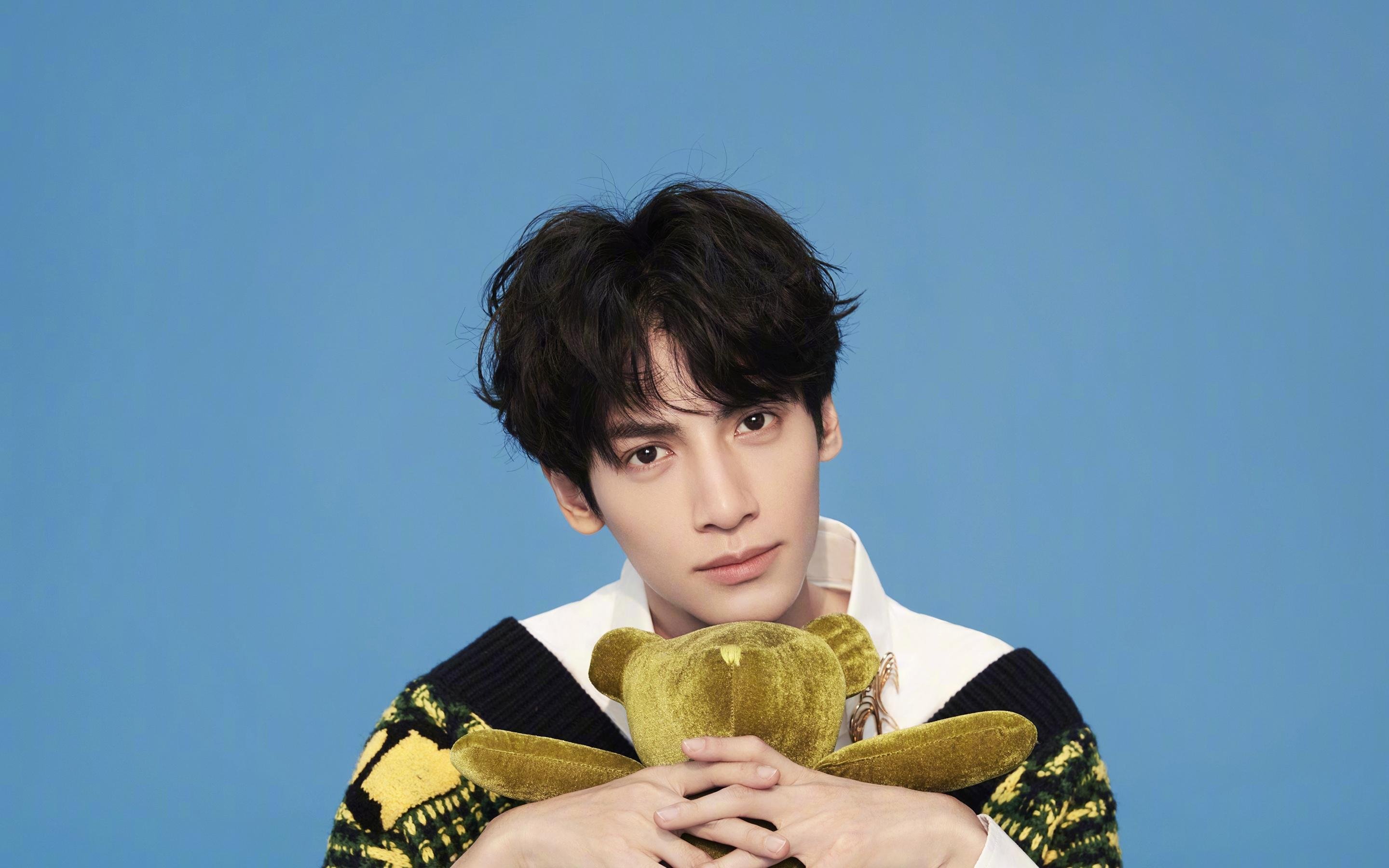 爱游戏平台-体育明星参与体育公益创新项目推广,体育明星公益活动